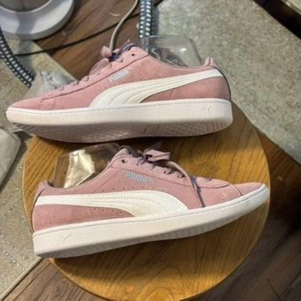 Puma Womens Suede Classic Sneakers Dusty Lavender With White Stripe - Picture 4 of 9
